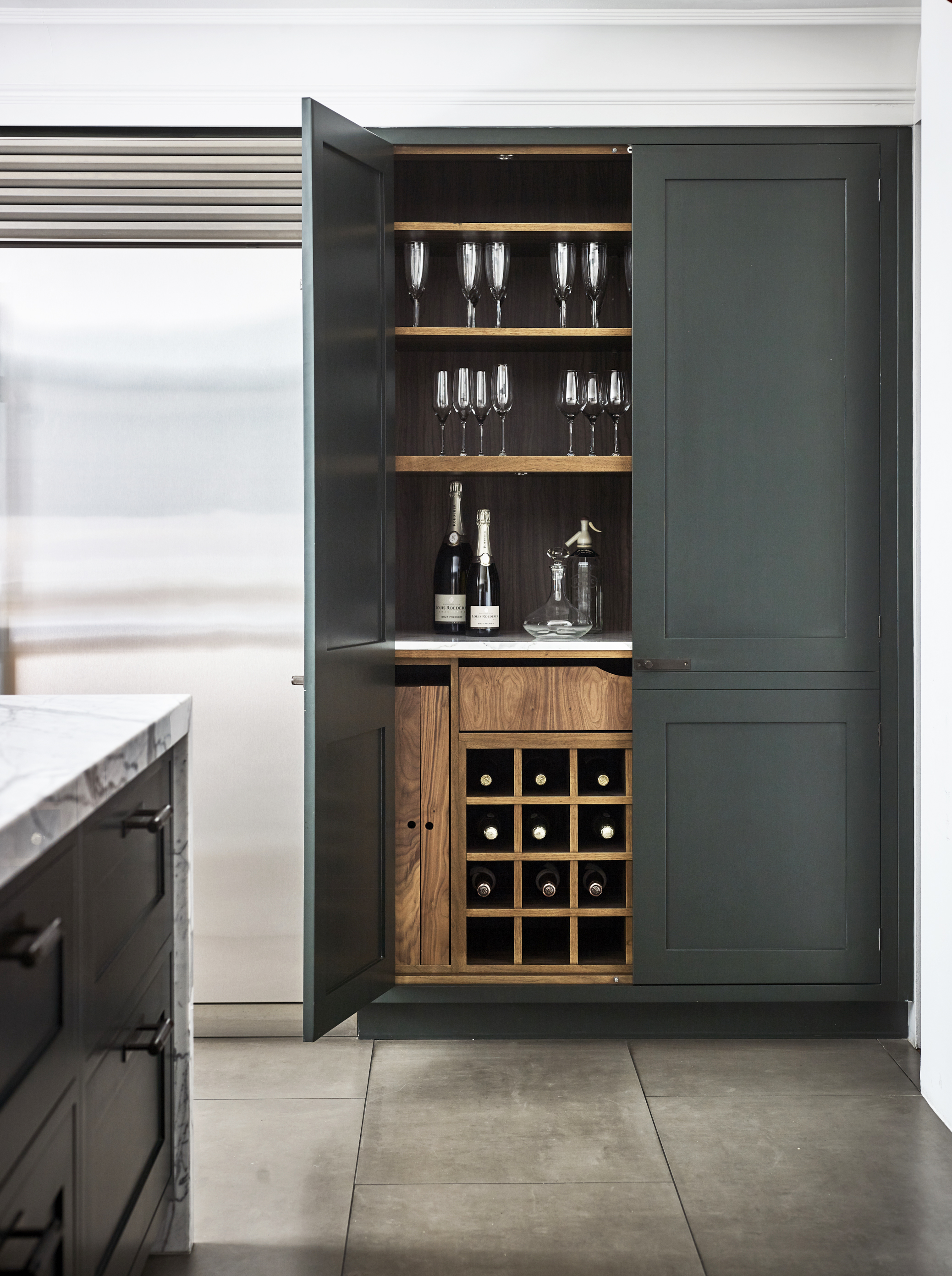 KITCHEN_2_DETAIL_ 1 Luxury kitchens by roundhouse with kitchen larder