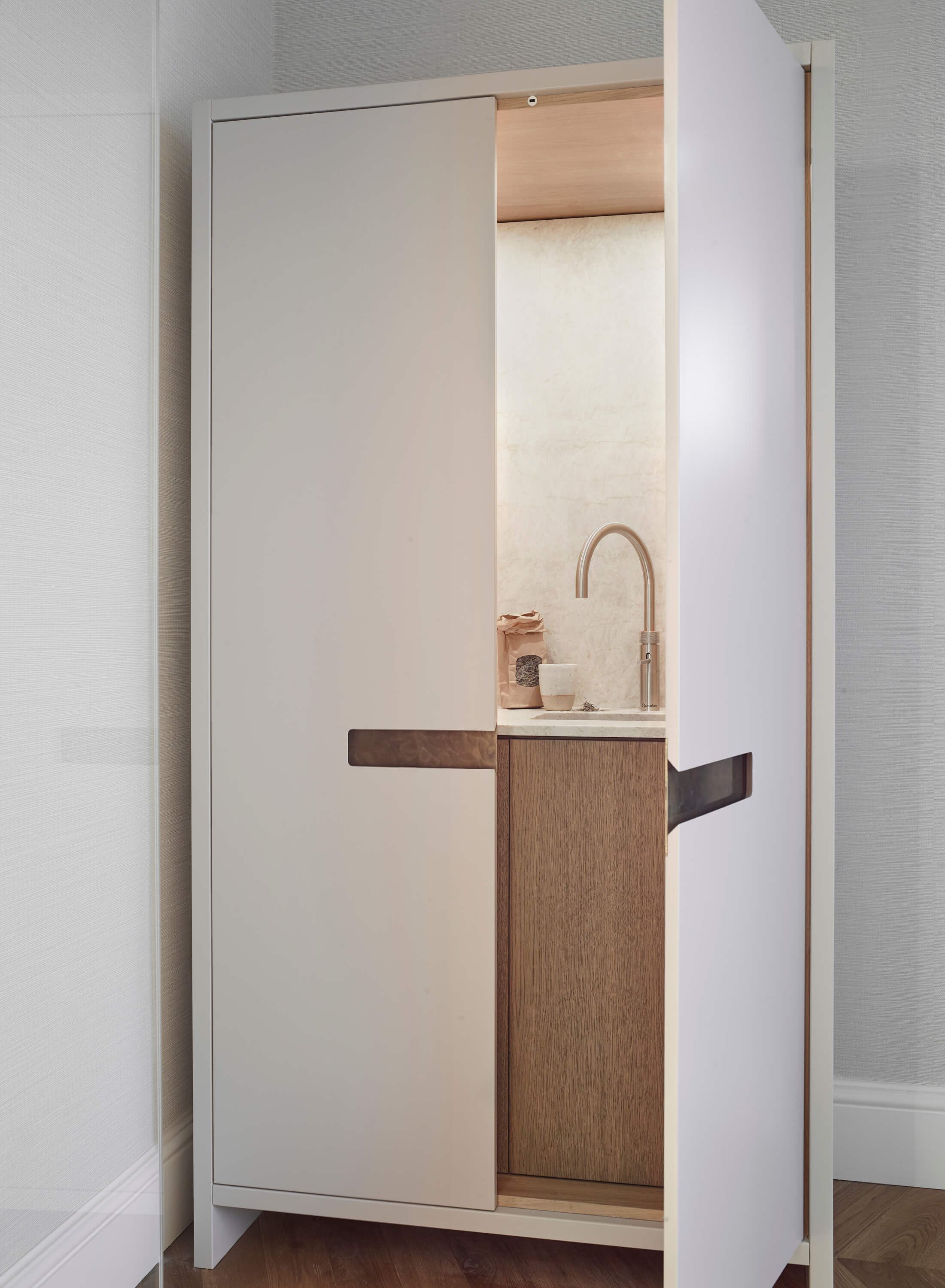 Bespoke luxury wardrobes