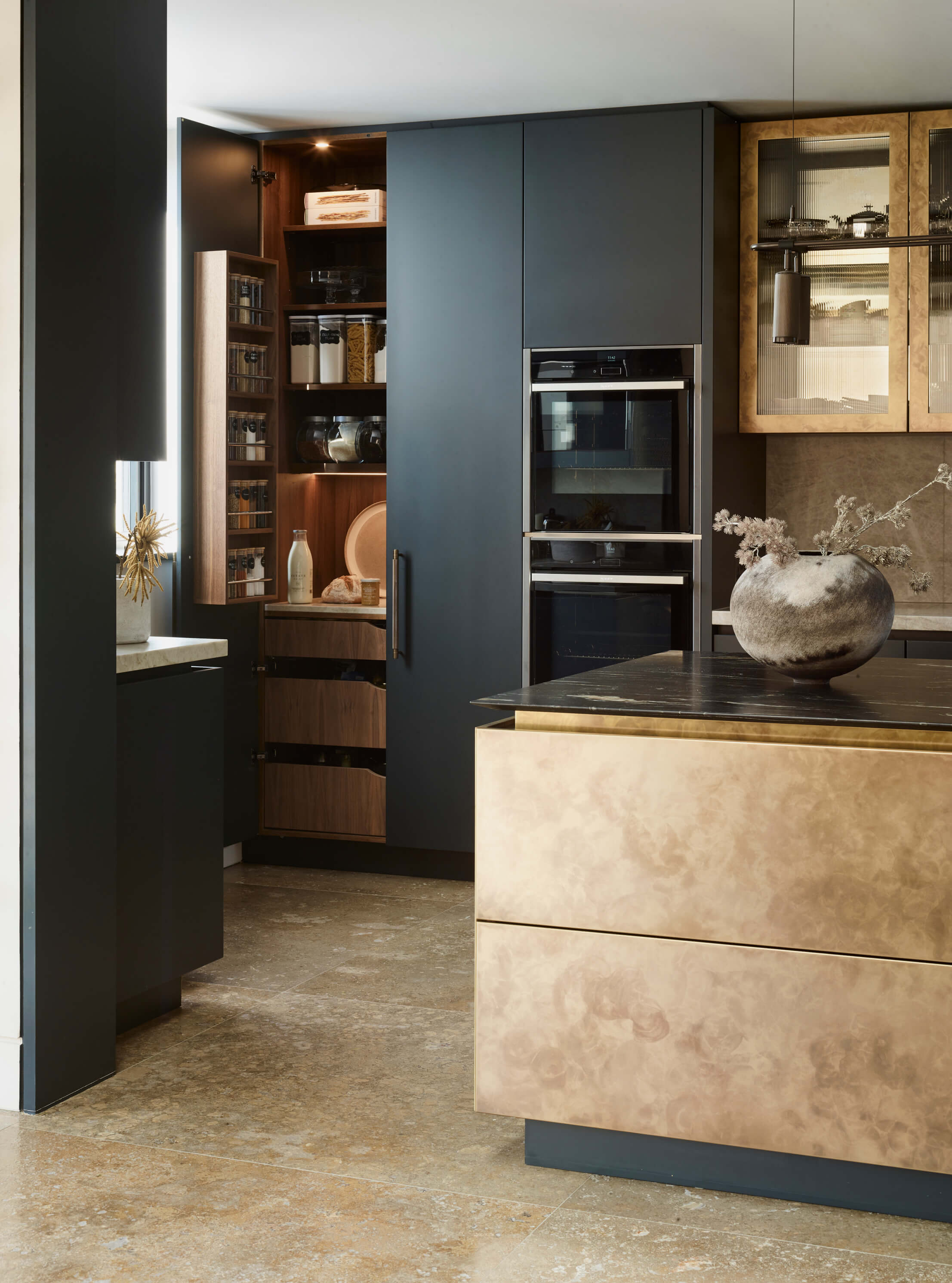 LOW_ROBINSON_LARDER_OPEN_NEW roundhouse design