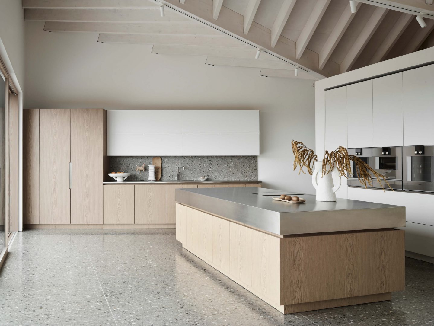 https://roundhousedesign.com/wp-content/uploads/2023/08/2_kitchen-floors-1-1438x1080.jpg